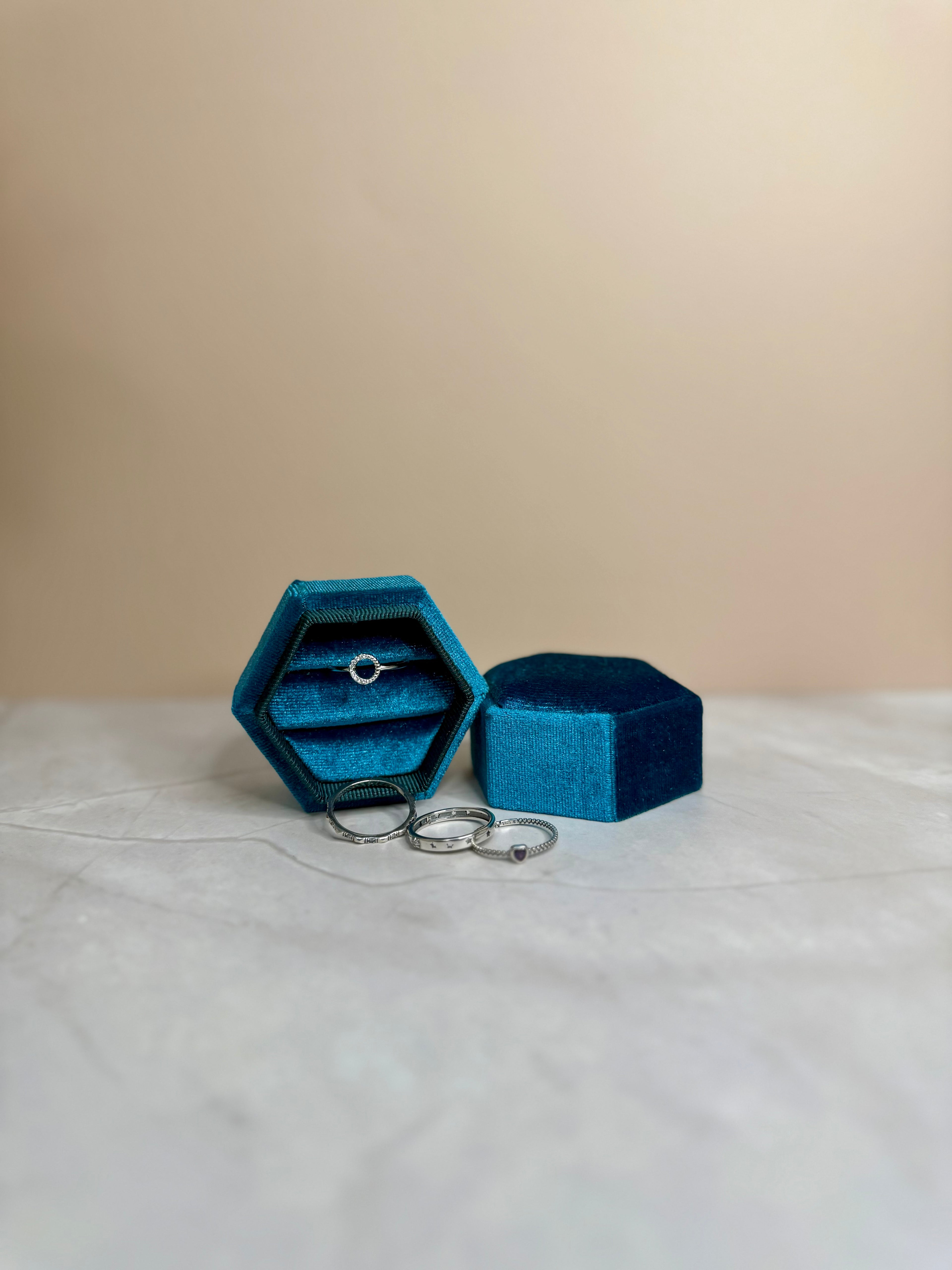 Hexagon Velvet Ring Box – Multi-Color Jewelry Gift Box