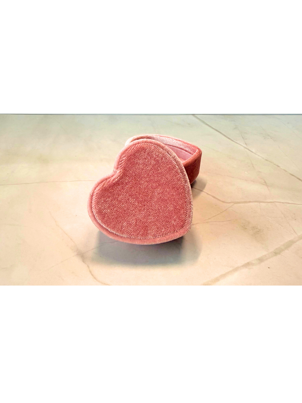 Heart-Shaped Velvet Ring Box – Blush Pink or Forest Green Jewelry Gift Box