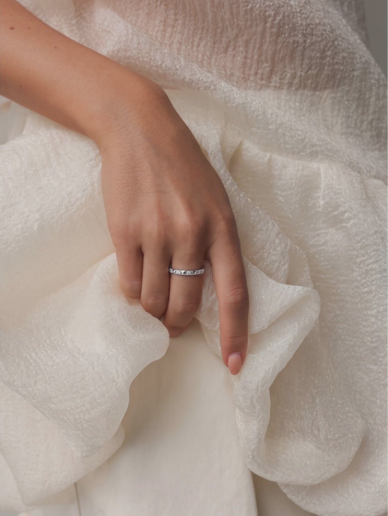 Geometric Pyramid Eternity Band – 925 Sterling Silver Ring with White Zircon, Platinum Plated