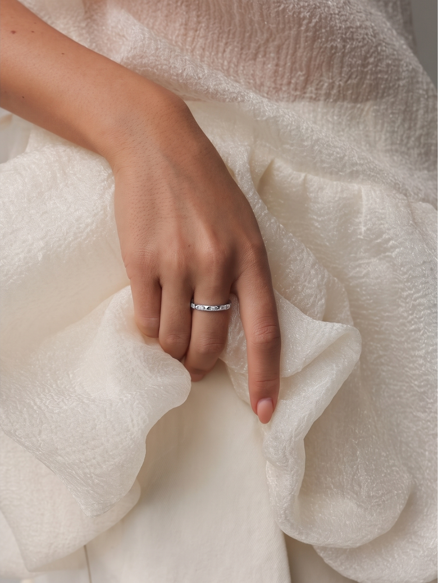 Geometric Pyramid Eternity Band – 925 Sterling Silver Ring with White Zircon, Platinum Plated